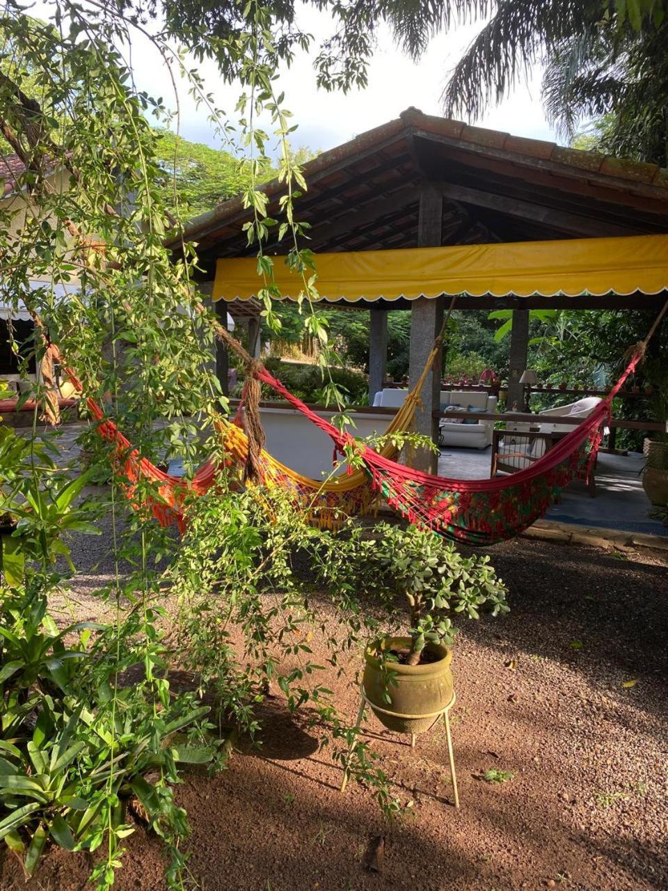 Pousada Casa Do Ipe Amarelo 미겔 페레이라 외부 사진